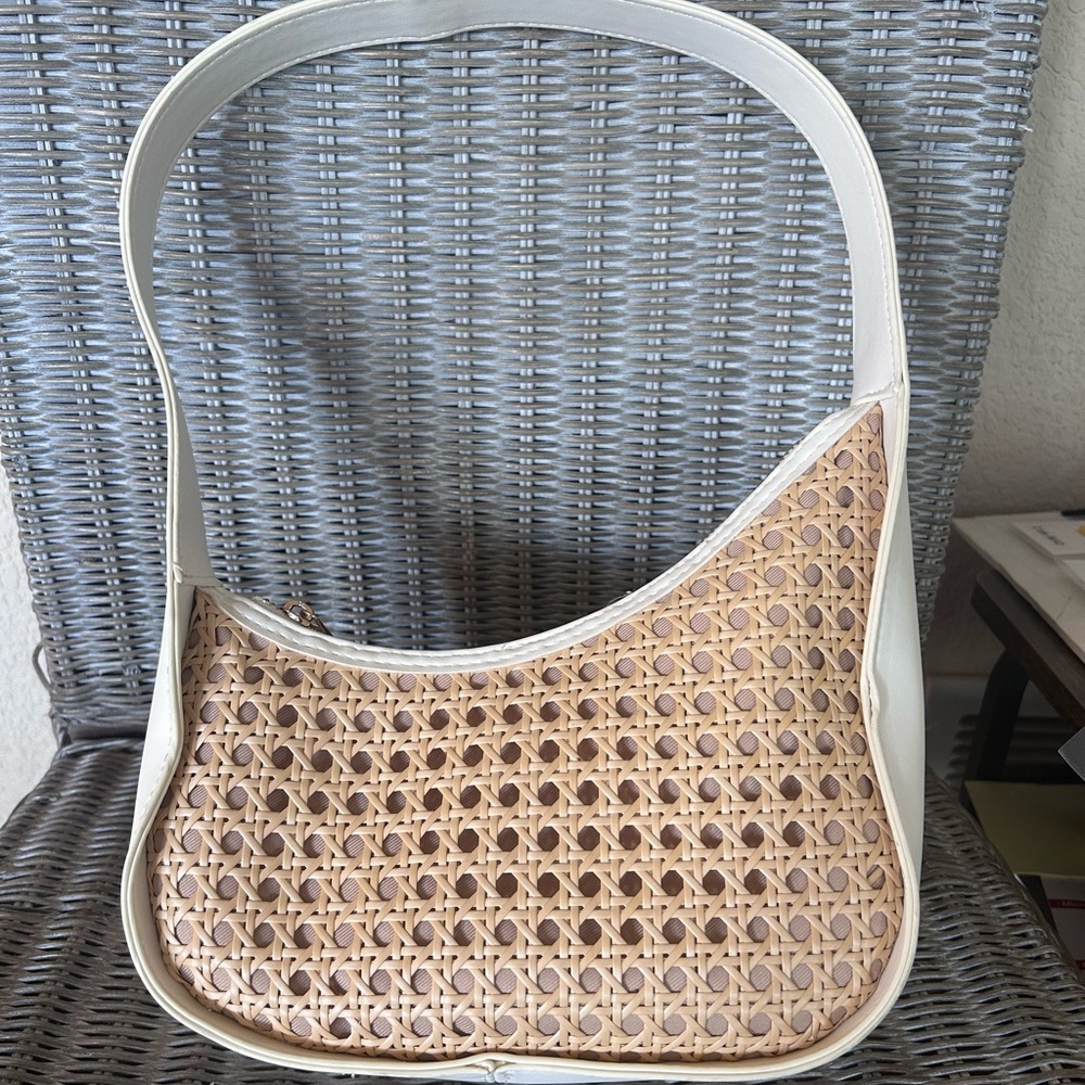 Elegant Cream and Tan Women's Bag